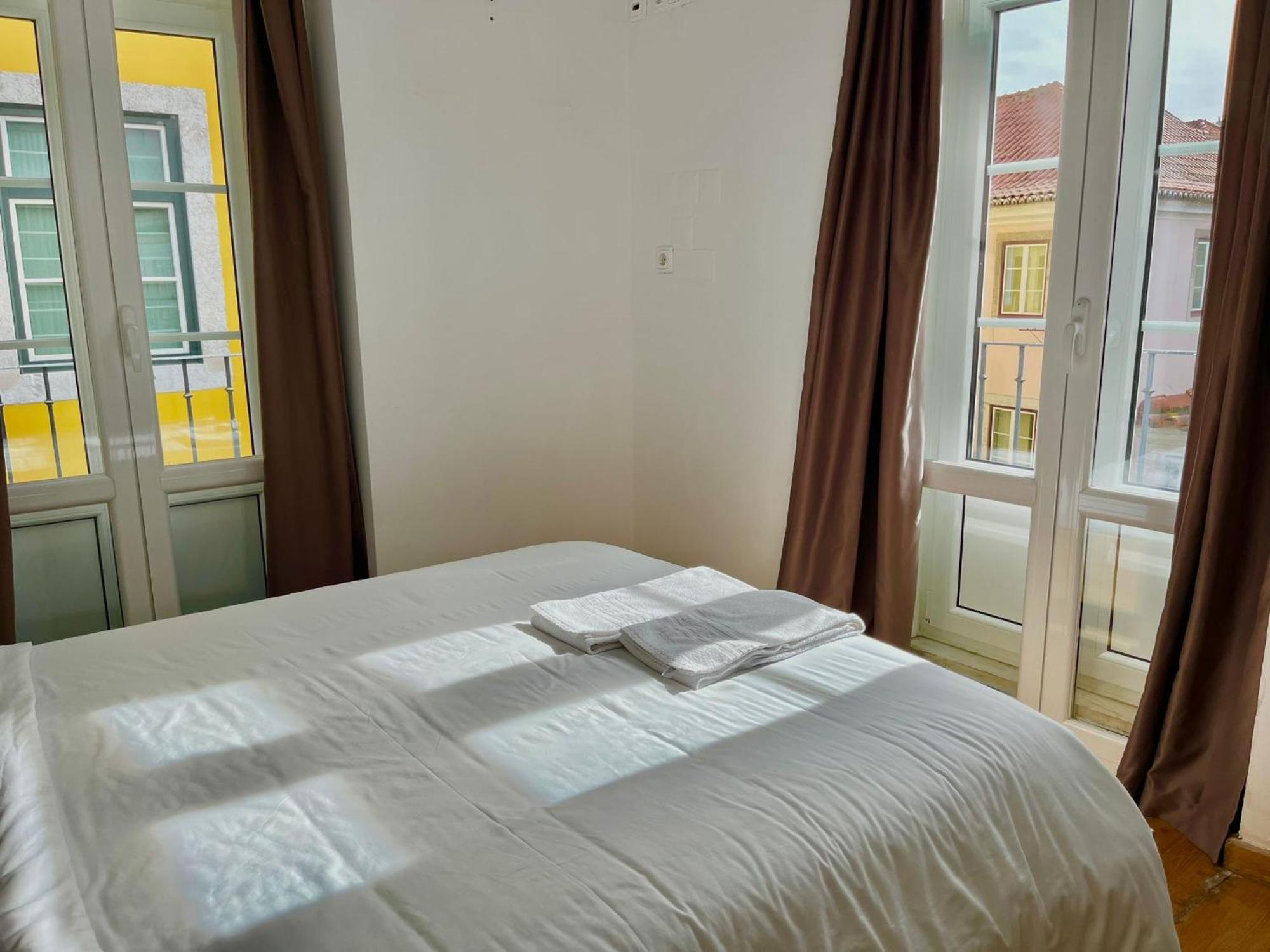 3 Bedroom, 2,5 Bathroom - Bairro Alto Residence Lisabona Exterior foto